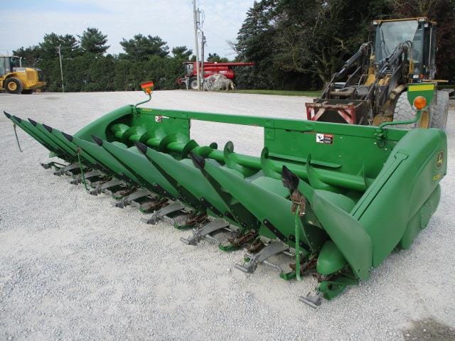 Main image John Deere 608C