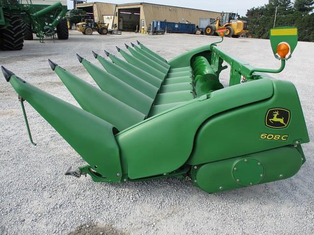 Image of John Deere 608C equipment image 4