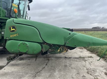 Image of John Deere 608C equipment image 3