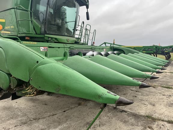 Image of John Deere 608C equipment image 1