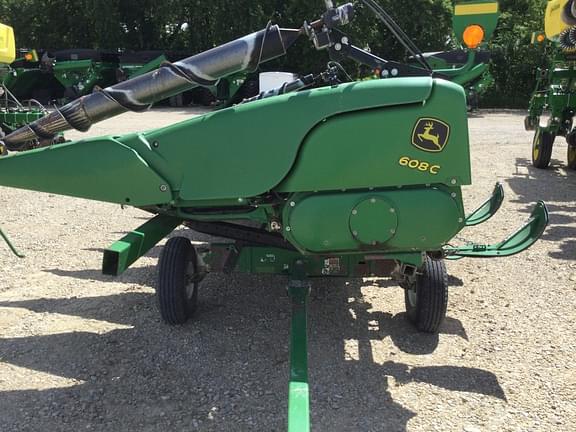 Image of John Deere 608C equipment image 3