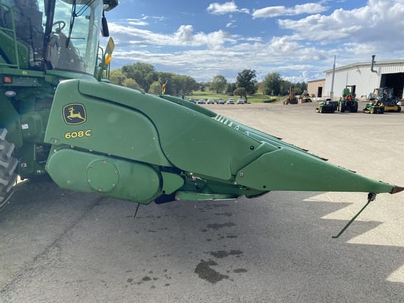 2013 John Deere 608C Equipment Image0