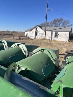 2013 John Deere 608C Equipment Image0