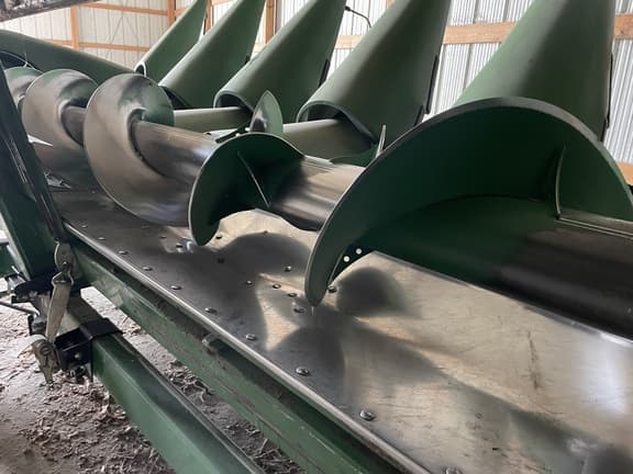 Image of John Deere 608C equipment image 4