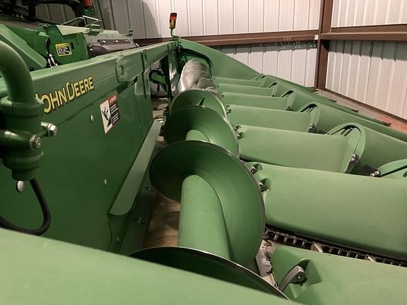 Image of John Deere 608C equipment image 3