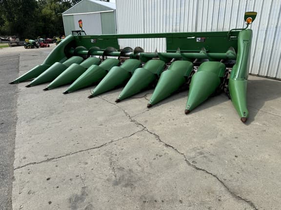 Image of John Deere 608C equipment image 1