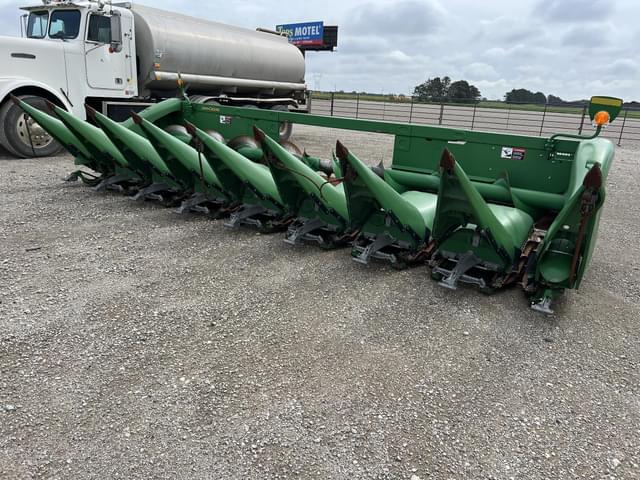 Image of John Deere 608C equipment image 1