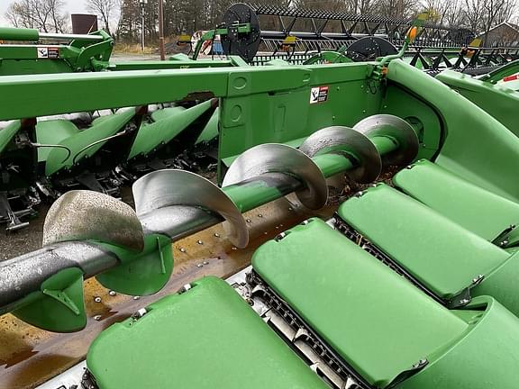 Image of John Deere 608C equipment image 3