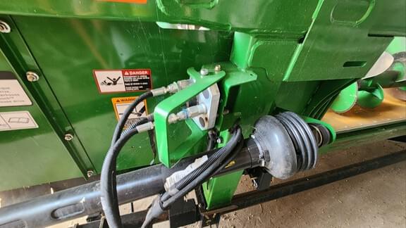 Image of John Deere 608C equipment image 4