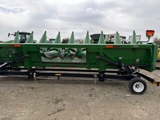 2013 John Deere 608C Image