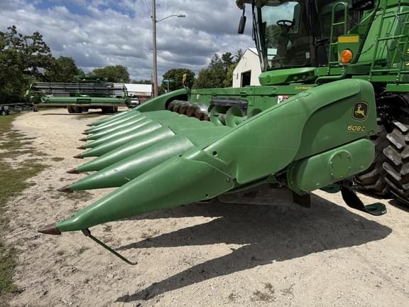 Image of John Deere 608C equipment image 1