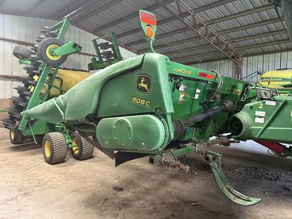 Image of John Deere 608C equipment image 4