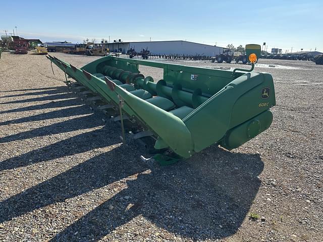 Image of John Deere 608C equipment image 1