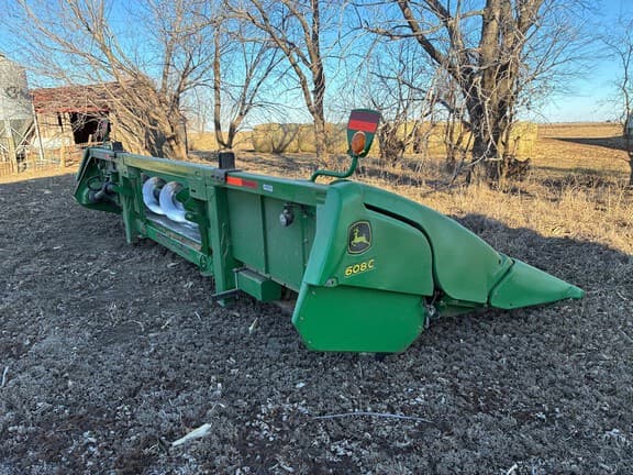 Image of John Deere 608C equipment image 1