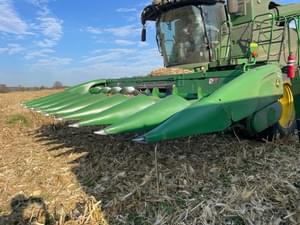 2013 John Deere 608C Image