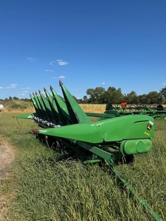 Image of John Deere 608C equipment image 1