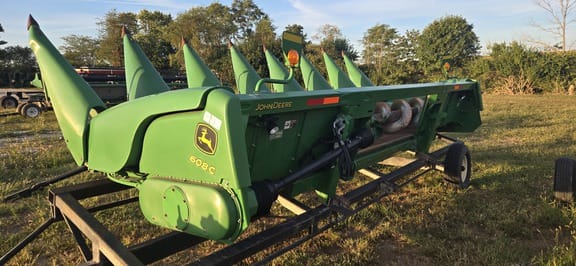 2013 John Deere 608C Equipment Image0