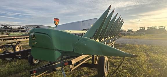 Image of John Deere 608C equipment image 4