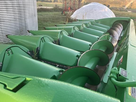 Image of John Deere 608C equipment image 1