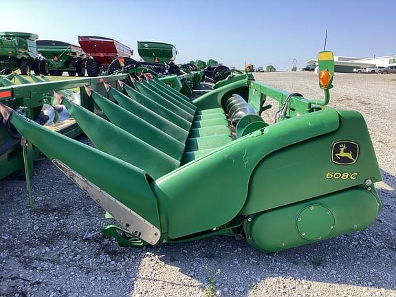 Image of John Deere 608C equipment image 4