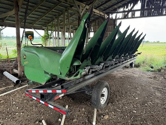 Image of John Deere 608C equipment image 4