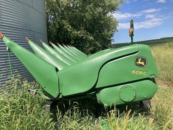 Main image John Deere 608C