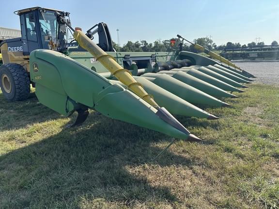 Image of John Deere 608C equipment image 2