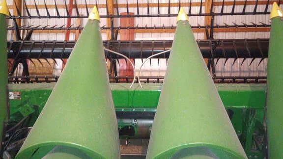 Image of John Deere 608C equipment image 3