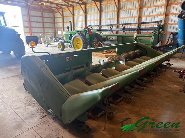 Image of John Deere 608C equipment image 1