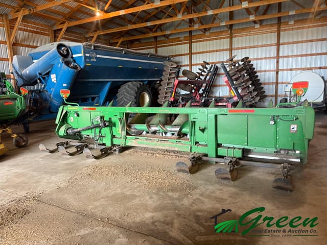 Image of John Deere 608C equipment image 2