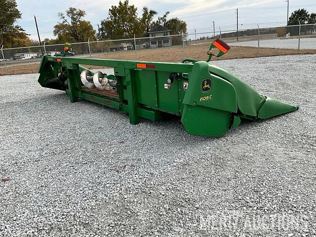 Image of John Deere 608C equipment image 4