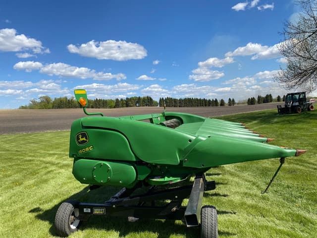 Image of John Deere 608C equipment image 3