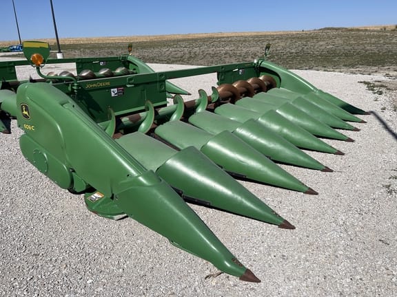 2013 John Deere 608C Equipment Image0