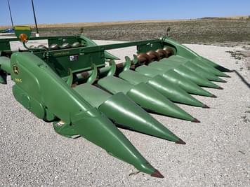 Main image John Deere 608C