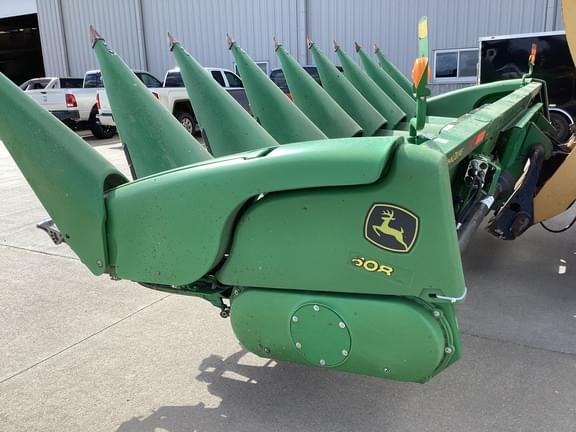 Image of John Deere 608C equipment image 1