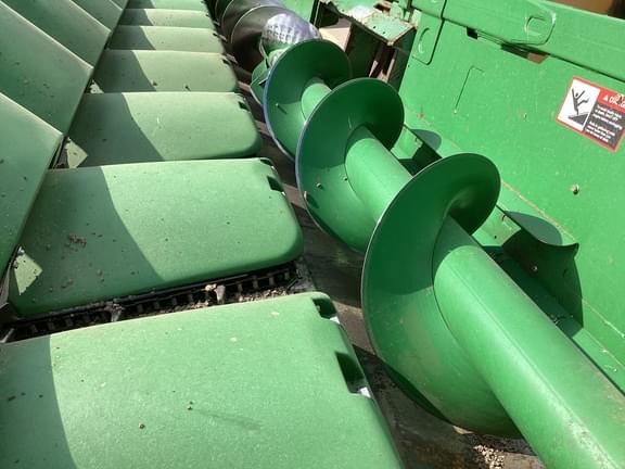 Image of John Deere 608C equipment image 4
