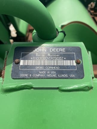 Image of John Deere 608C equipment image 2