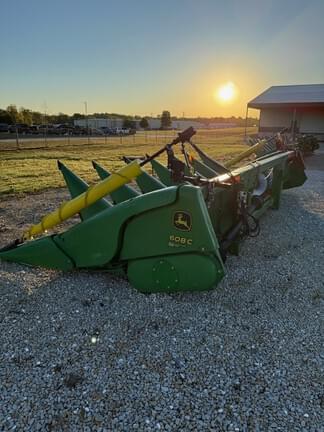 Image of John Deere 608C equipment image 3