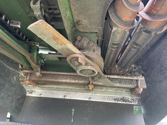 Image of John Deere 608C equipment image 4