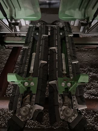 Image of John Deere 608C equipment image 4