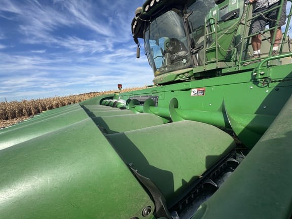 Main image John Deere 608C