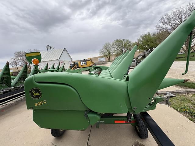 Image of John Deere 608C equipment image 3