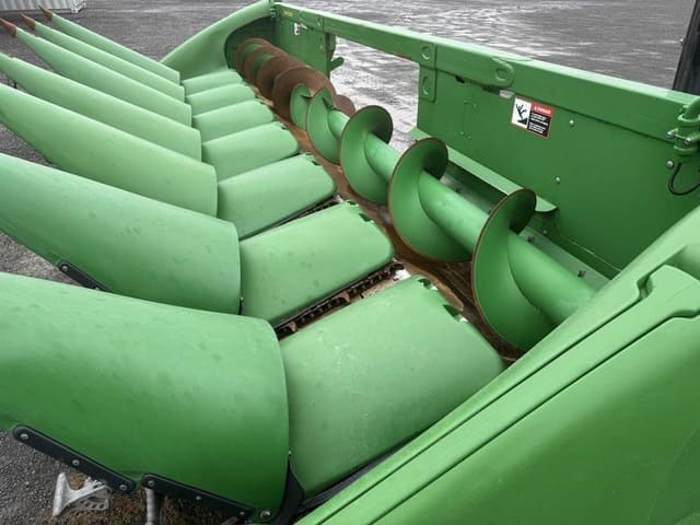 Image of John Deere 608C equipment image 3