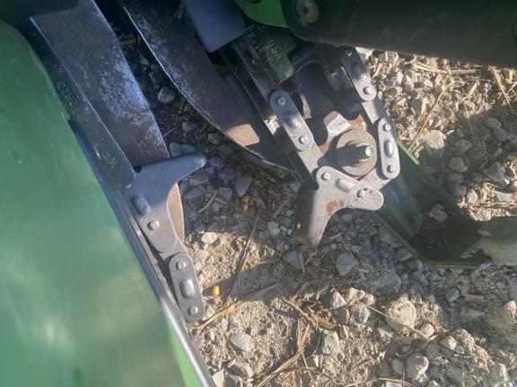 Image of John Deere 608C equipment image 3