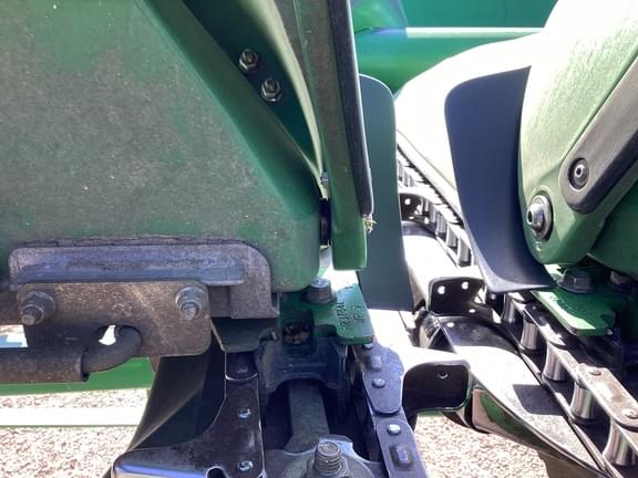 Image of John Deere 608C equipment image 4