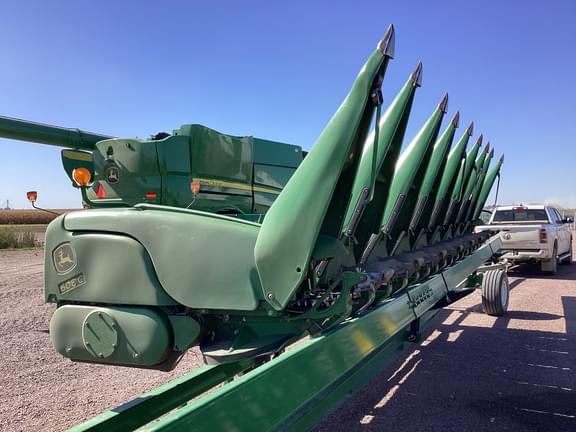 Image of John Deere 608C equipment image 1