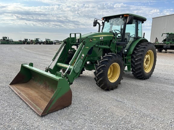 2013 John Deere 6105D Equipment Image0