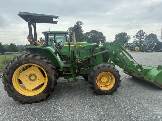 Image of John Deere 6105D equipment image 3