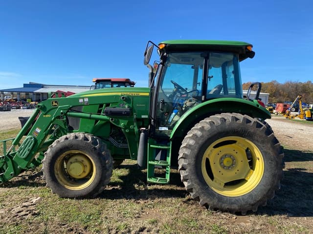 Image of John Deere 6105D equipment image 4