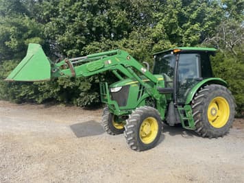 Main image John Deere 6105D